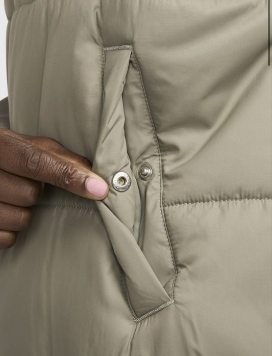 Пуховик Nike w nsw tf synfl nk clsc pfr