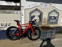 Bicicleta BH G8 carbono