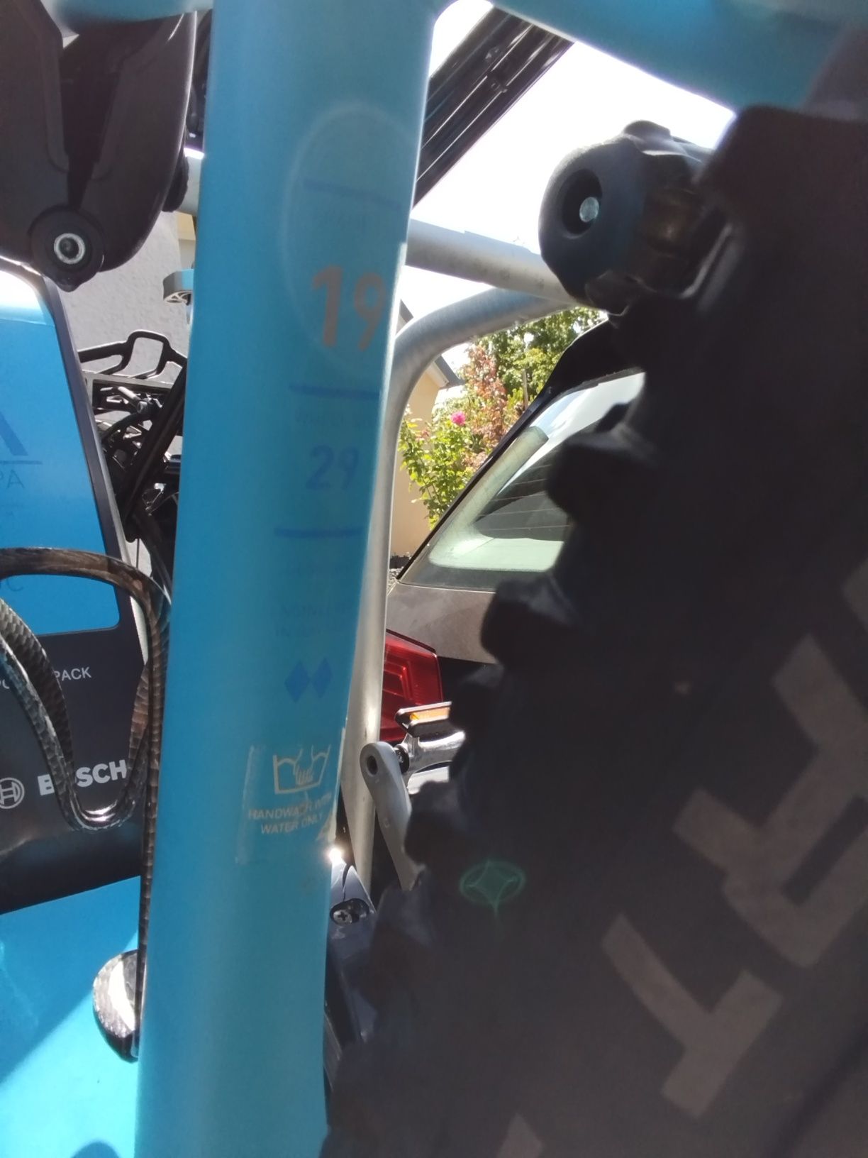 Rower Cube Reaction Hybrid