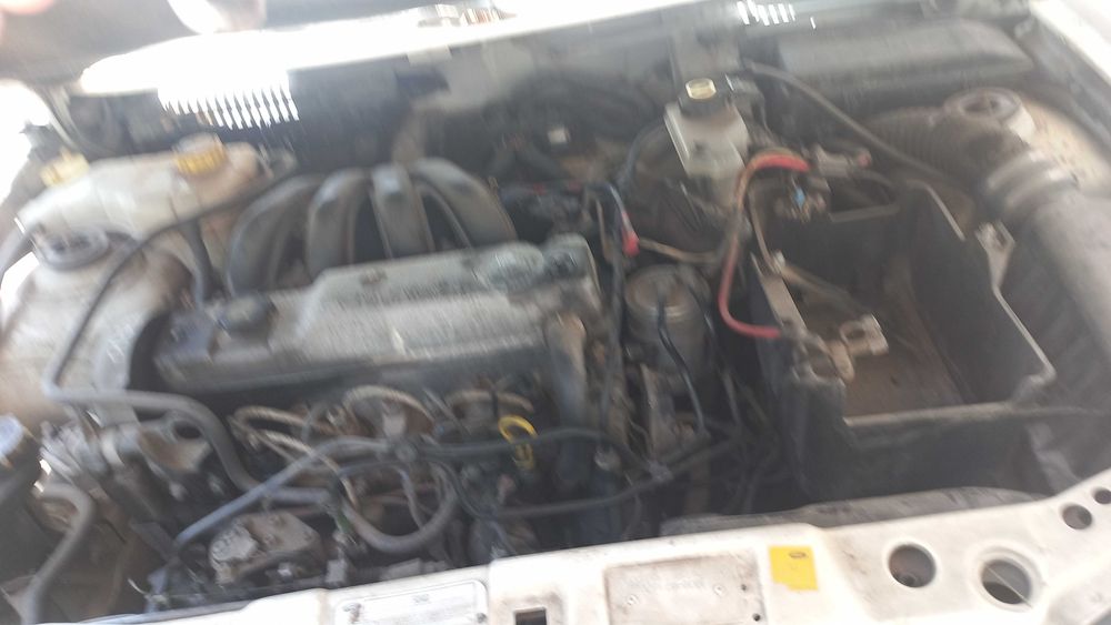 Ford fiesta courrier van 1.8 gasóleo (ler descrição)