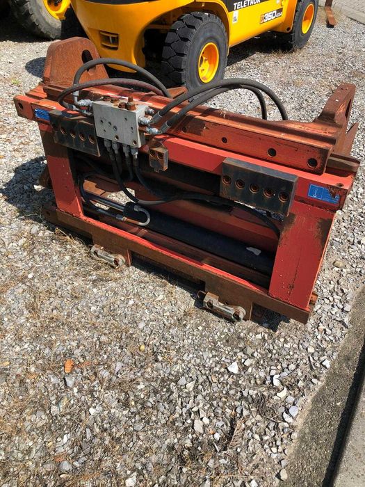 Hydrauliczny chwytak do bel , słomy