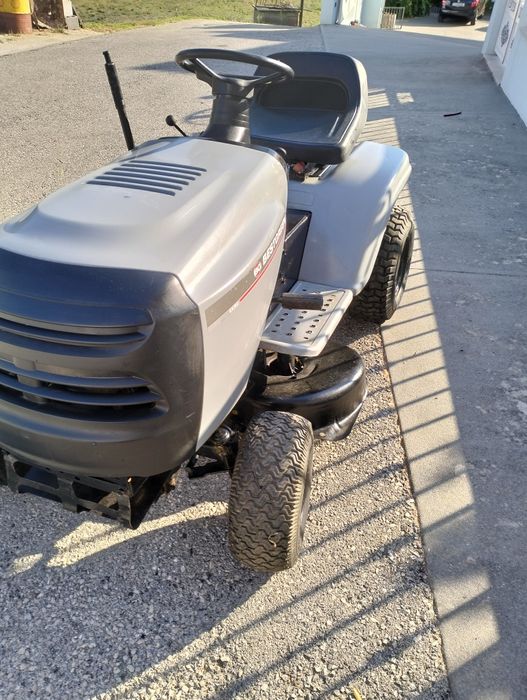 Trator corta relva 16cv