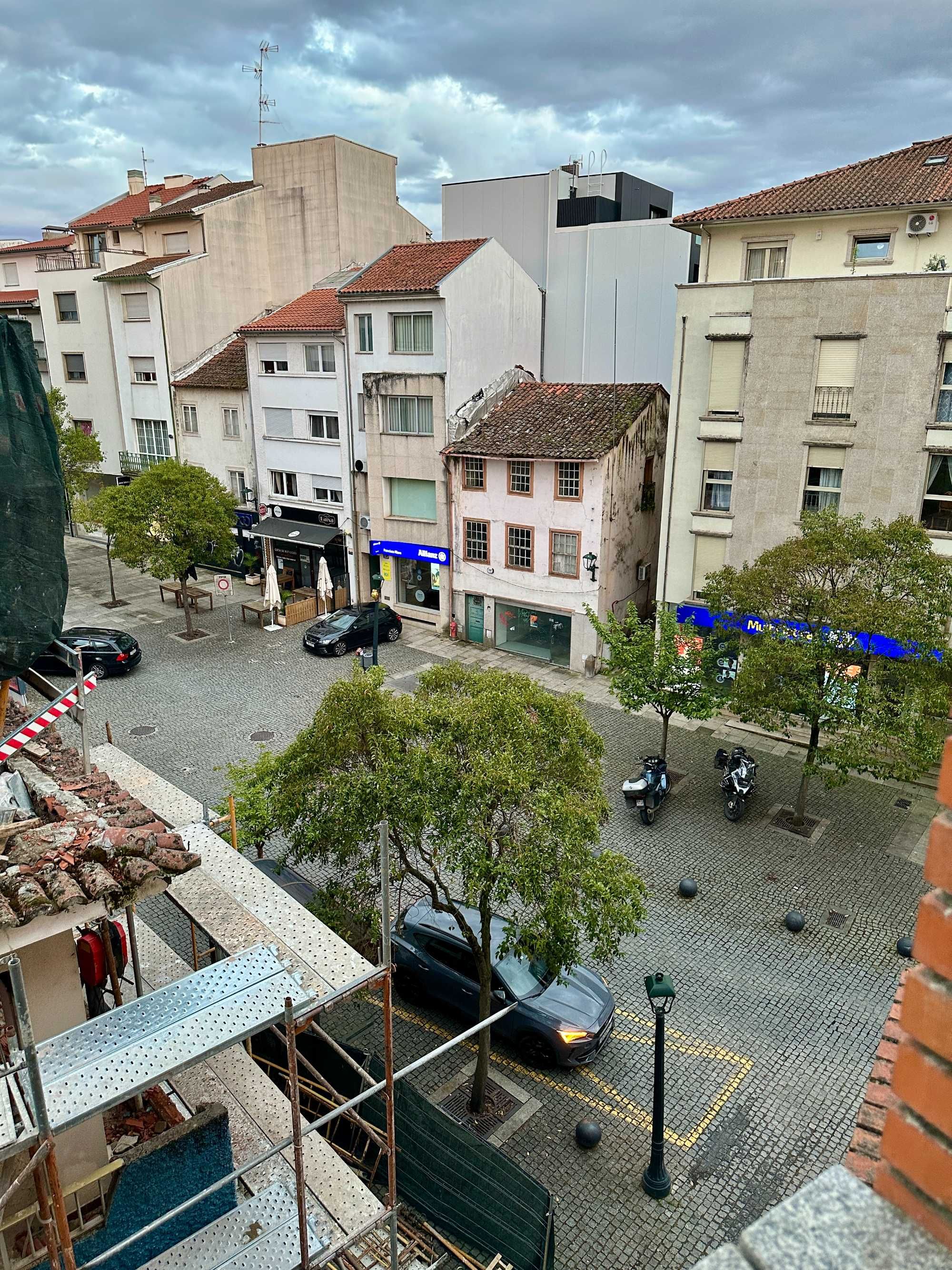 Apartamento T2 à venda na Rua Alexandre Herculano
