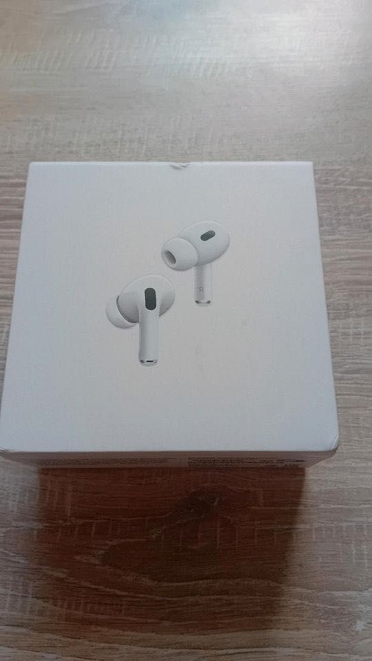 Навушники Apple AirPods Pro 2 з USB-C, 2023