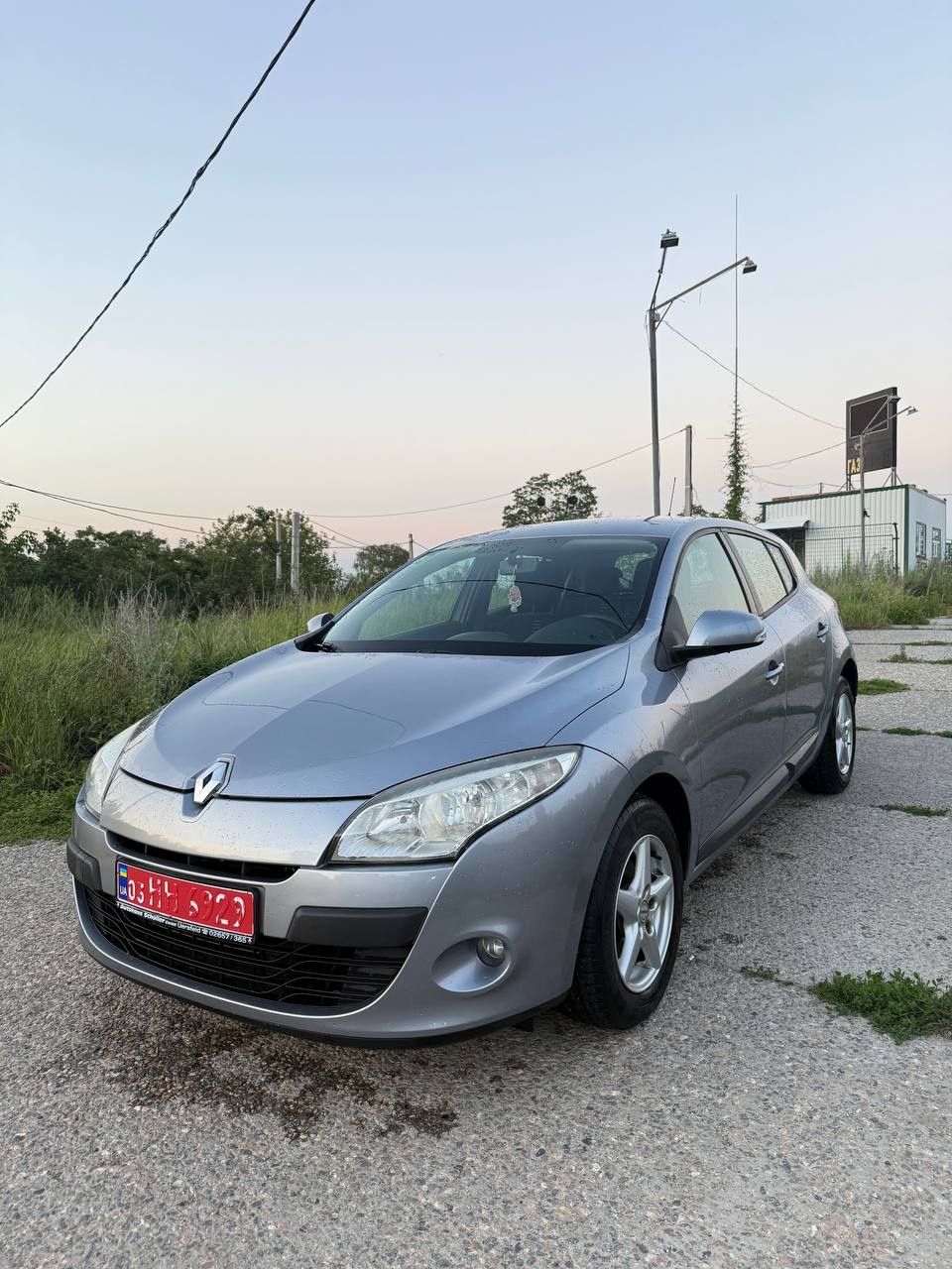 Продам Renault Megane III  1.6. бензин