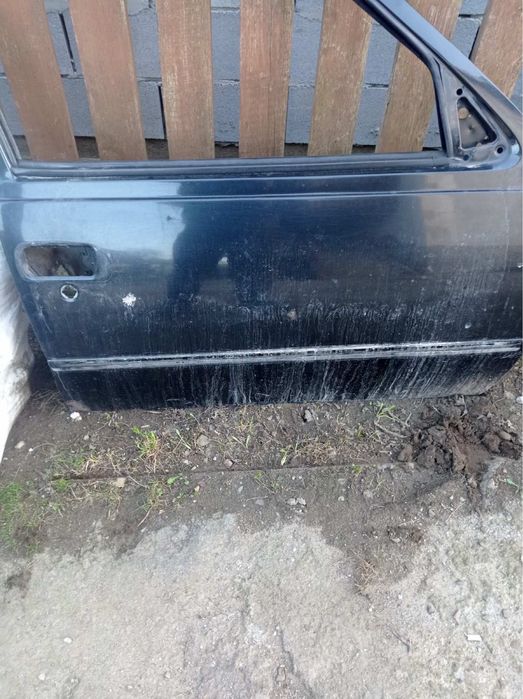 Двері  до Део Нексія