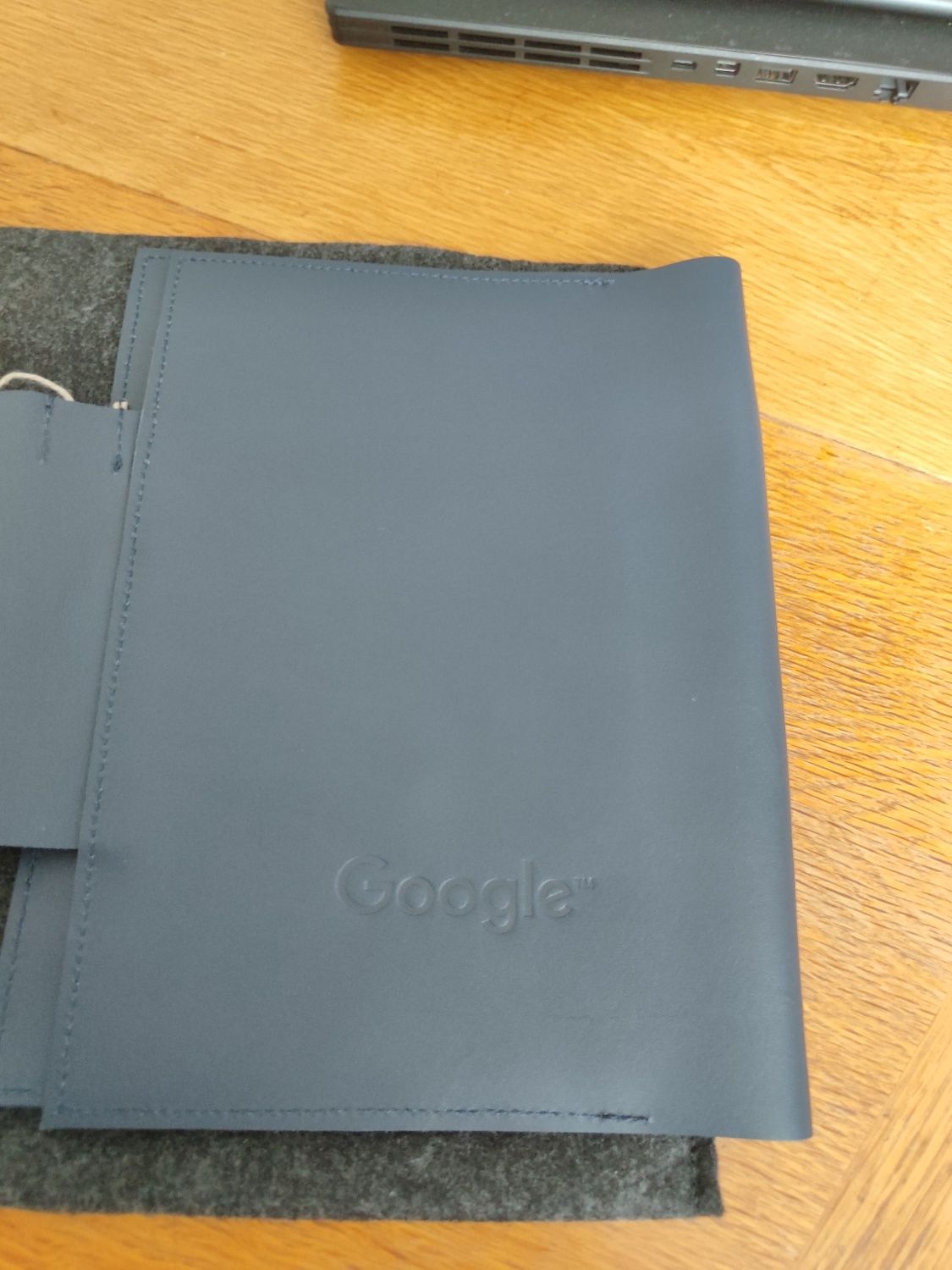 Organizer Etui Granatowe etui na tablet np. Ipad mini, e-book