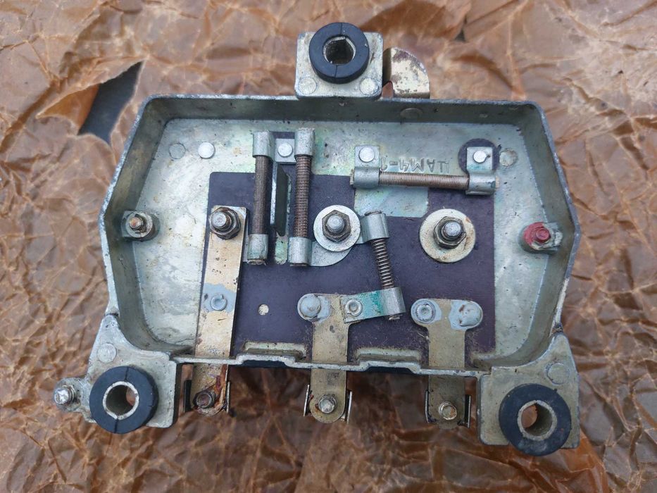 Реле регулятор зарядки РР24-Г2