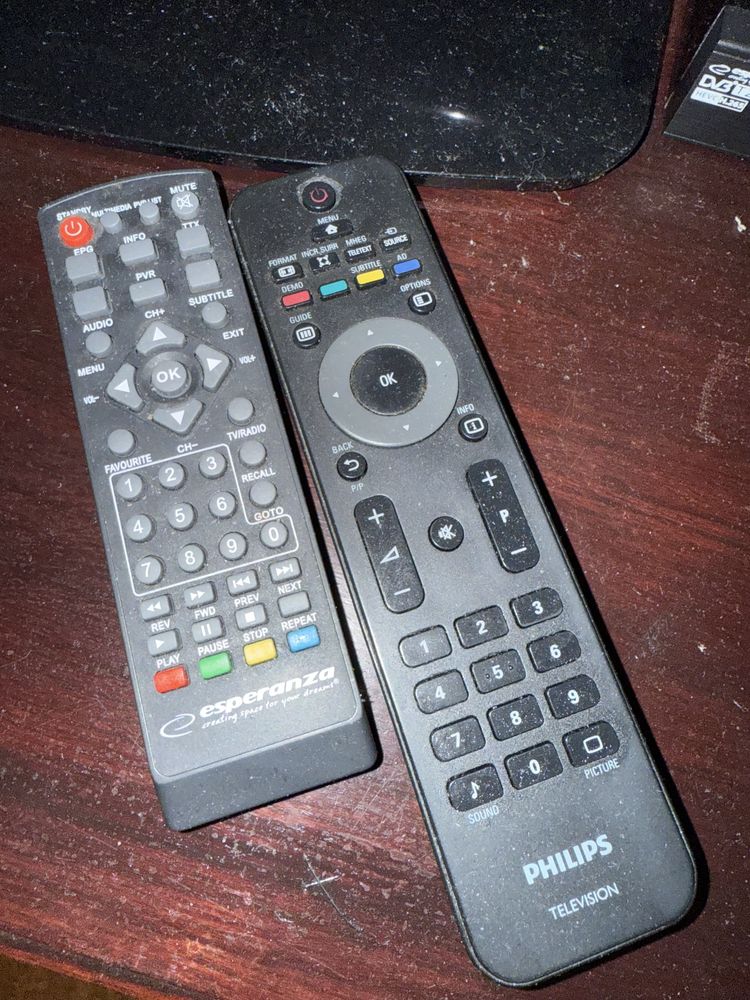 Telewizor LED Philips 32’’ wraz z dekoderem DVB-t
