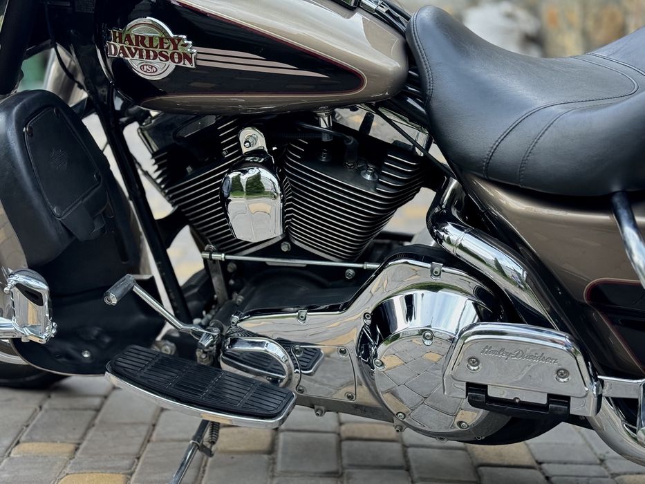 Harley Davidson Electra Glide Ultra Clasic FLHTCUI 2004 р.