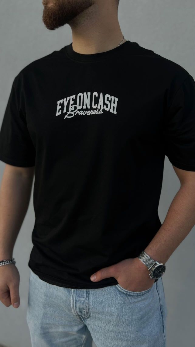 T-shirt Eye On Cash oversize