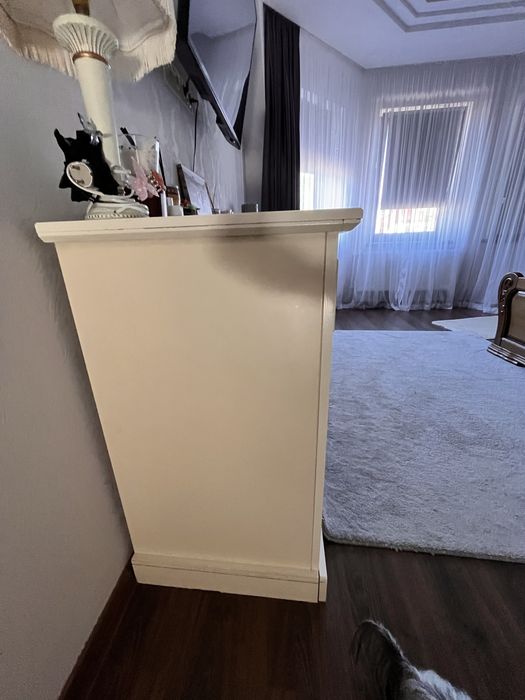 Продам комод довжина 2.07 з натурального дерева ясен