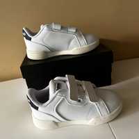 Sneakersy ADiDAS  r.  26 - 15 ,5 cm buciki