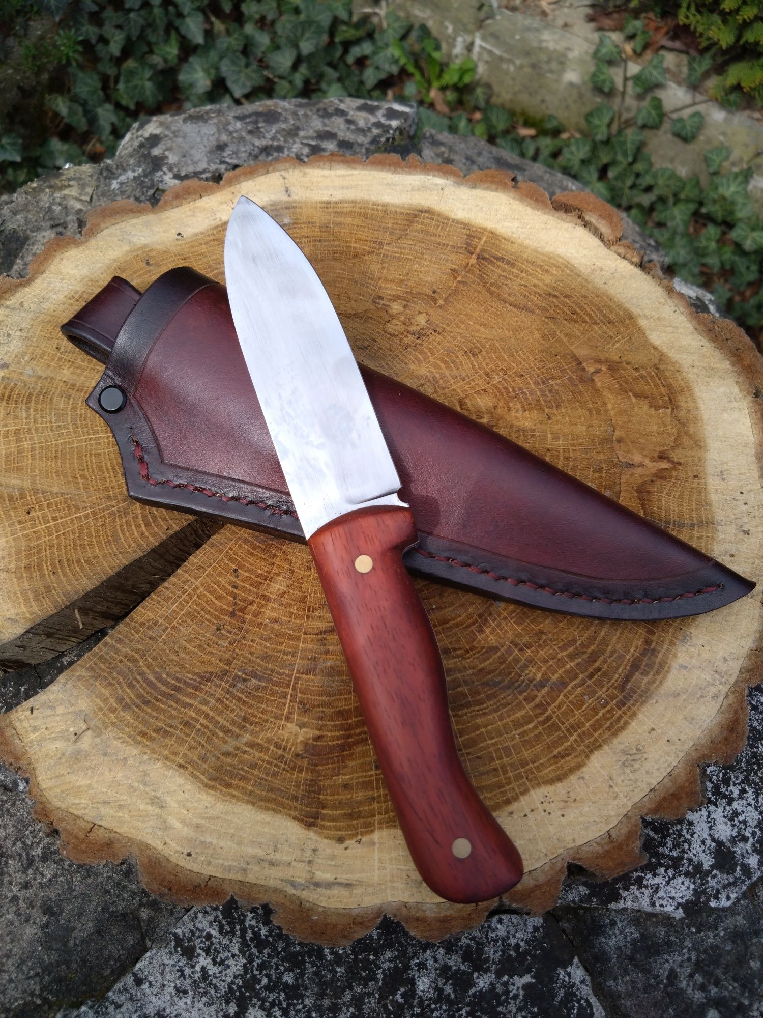 Nóż ręcznie robiony (handmade) D2