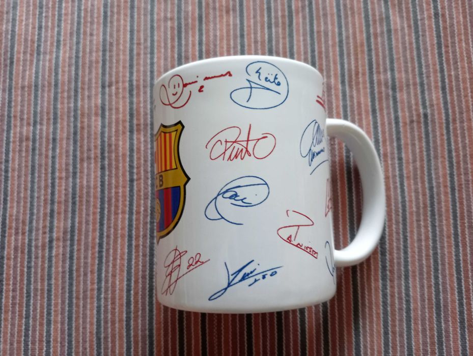 Coleção de canecas de futebol da Rússia, FC Barcelona e Suicide Squad