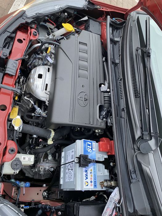 Toyota Yris дилерська