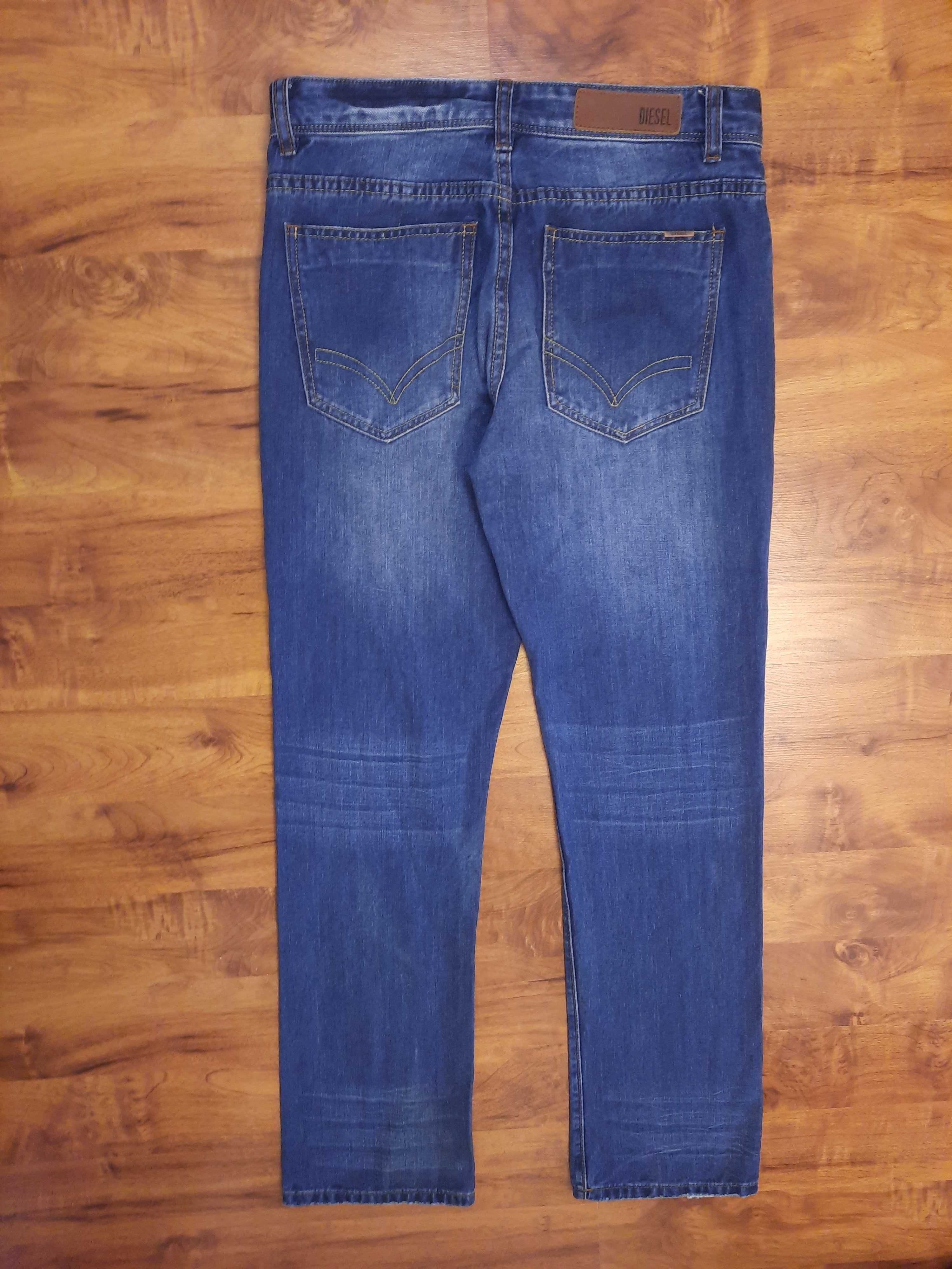 Spodnie jeansowe jeansy Classic Bootcut Diesel rozmiar W30 L32 S