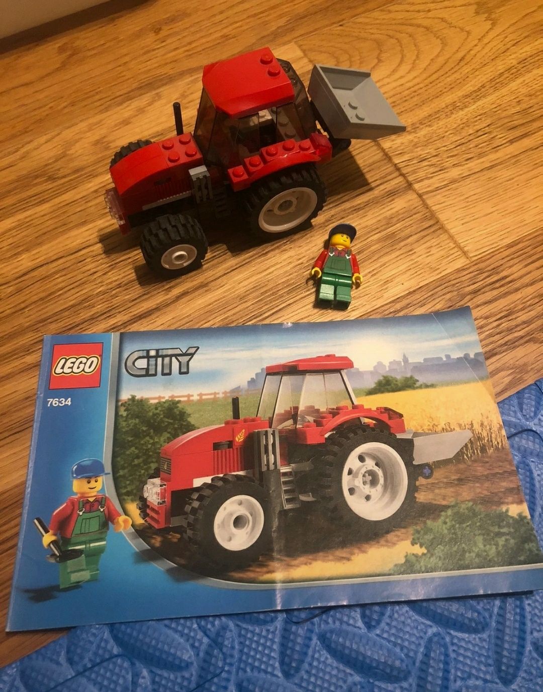 LEGO city Traktor