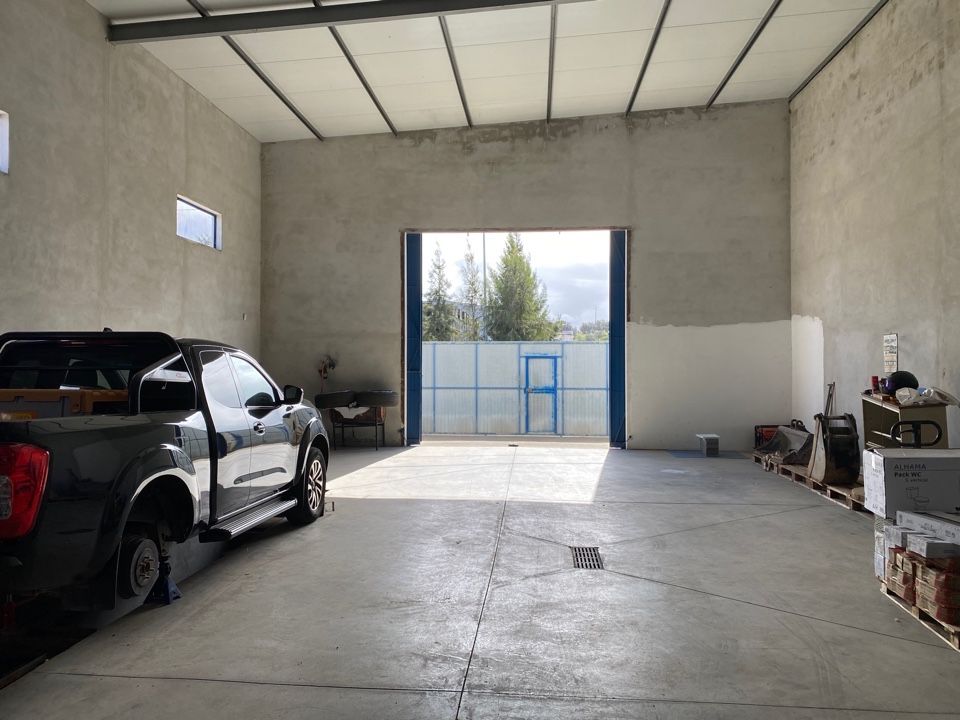 Casao/Armazem 450mt2 area total… VENDO OU TROCO