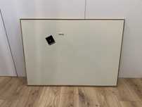 Quadro magnético Zara Home com moldira em carvalho