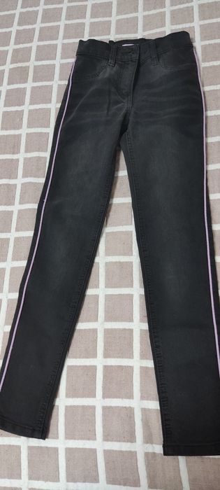 Джинси на дівчинку