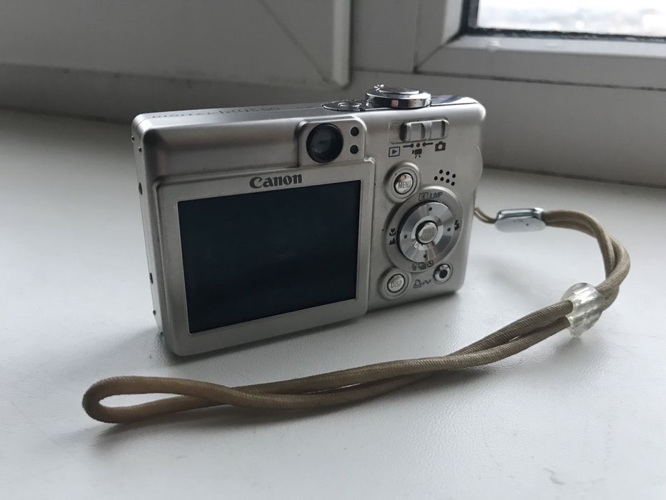 Продаю Canon ixus 50