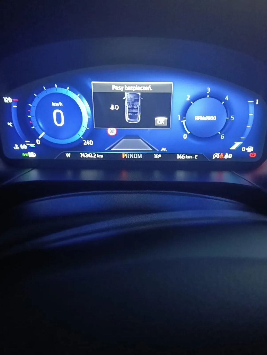 Ford Kuga ST- Line X 4x4 - Sport, Styl, Moc i Wygoda w Jednym