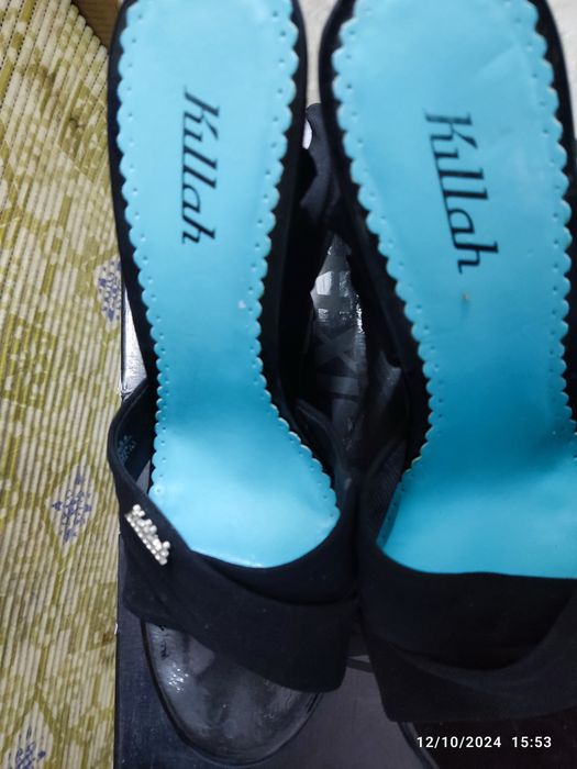 Sapatos senhora elegantes pretos da Miss Sixty