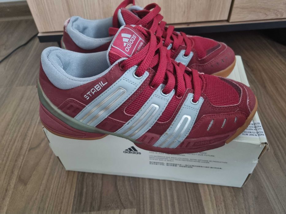 Buty Adidas Stabil 5