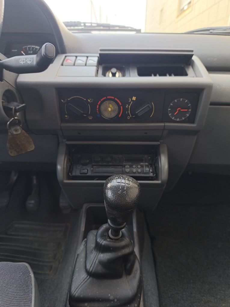 Renault CLIO 1992 (ótimo estado)