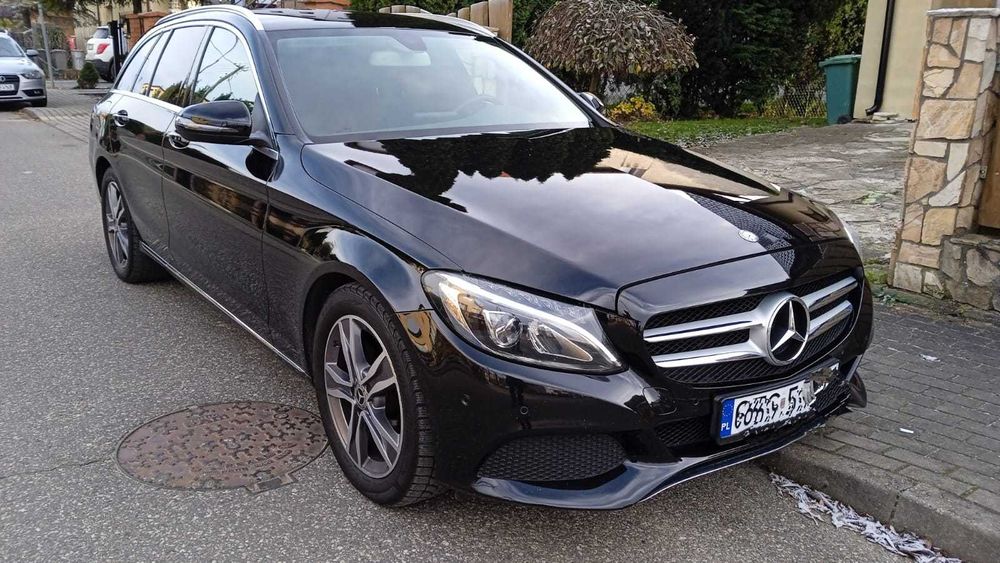 Mercedes-Benz C200 BlueTech