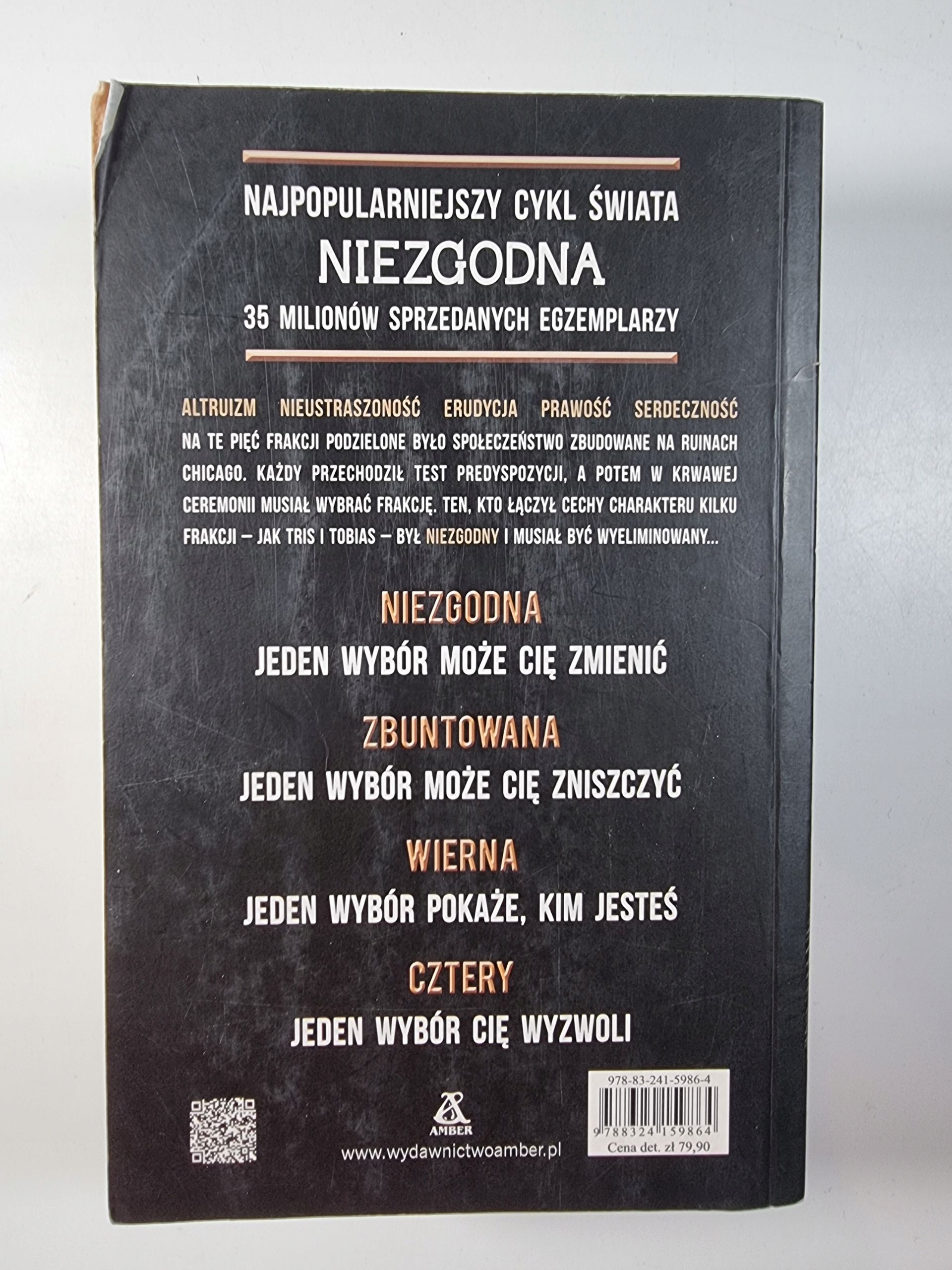 Cykl Niezgodna / Veronica Roth