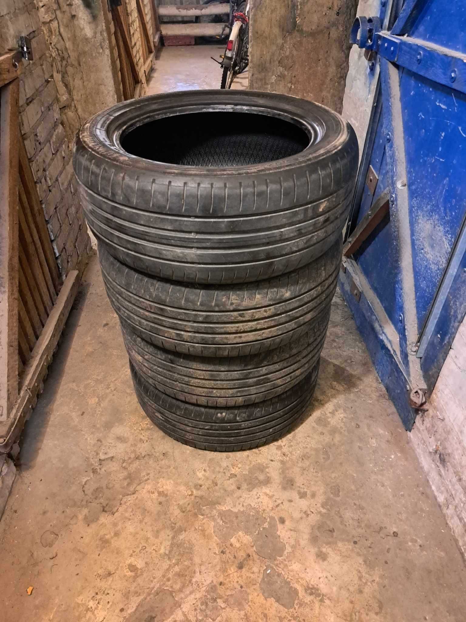 Dunlop 225/50 r17