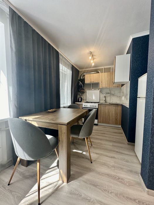 Подобово квартира 2-КІМН Центральний р-н  на Савченко