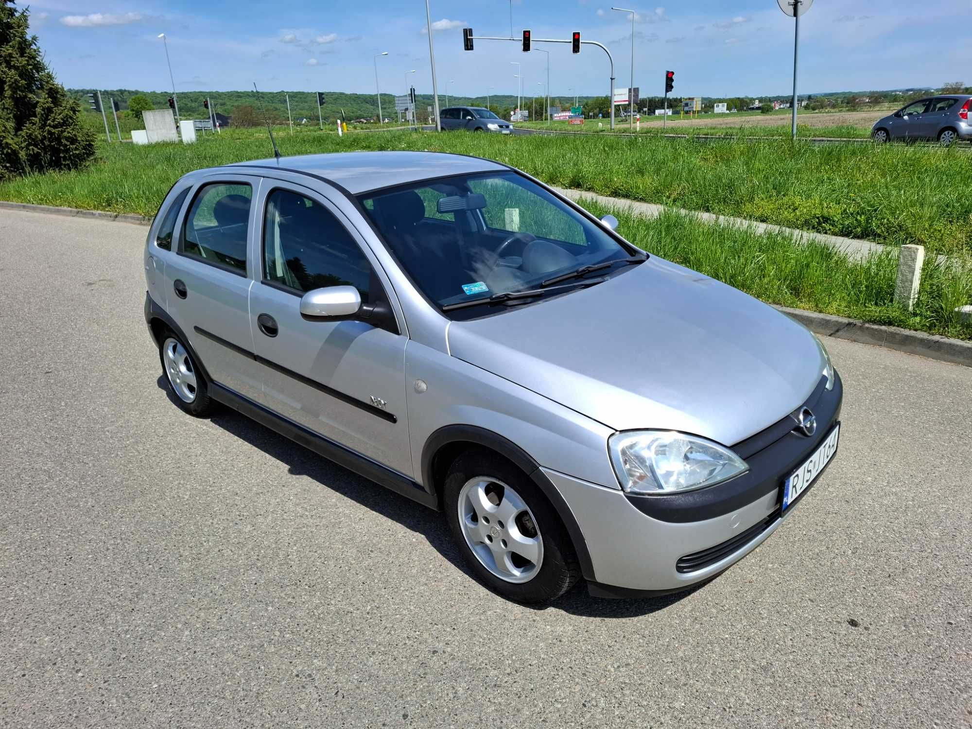 Opel Corsa C 1.2 Benzyna 2003r Klima Alu 5 Drzwi