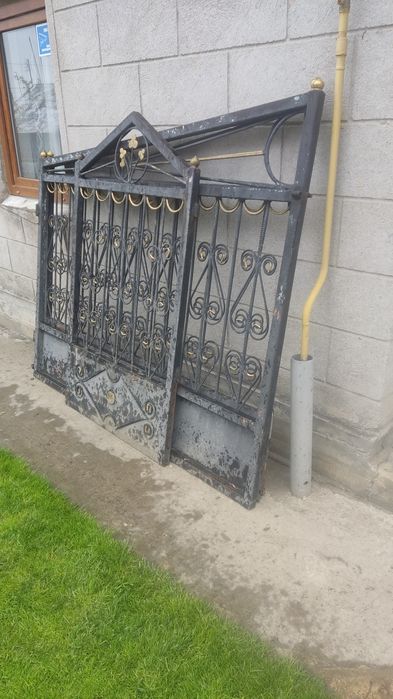 Ворота з фірткою