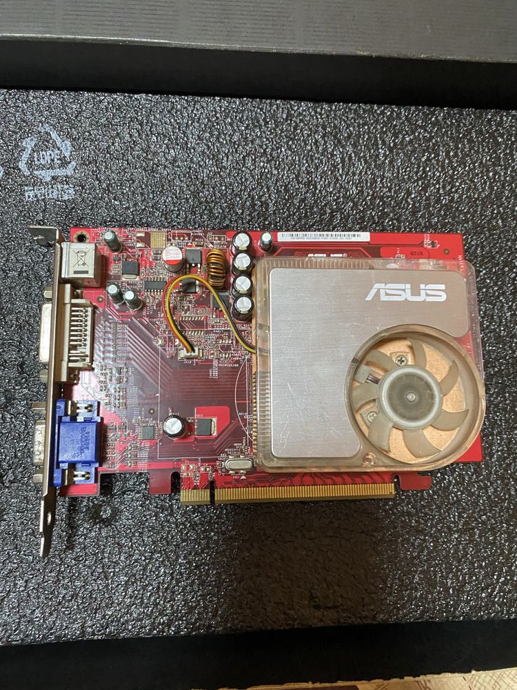 Продам видеокарту radeon x1600 pro