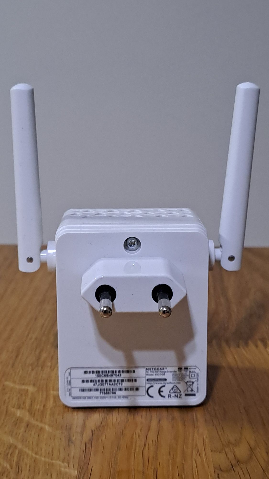 Wzmacniacz/repeater wifi Netgear EX3700