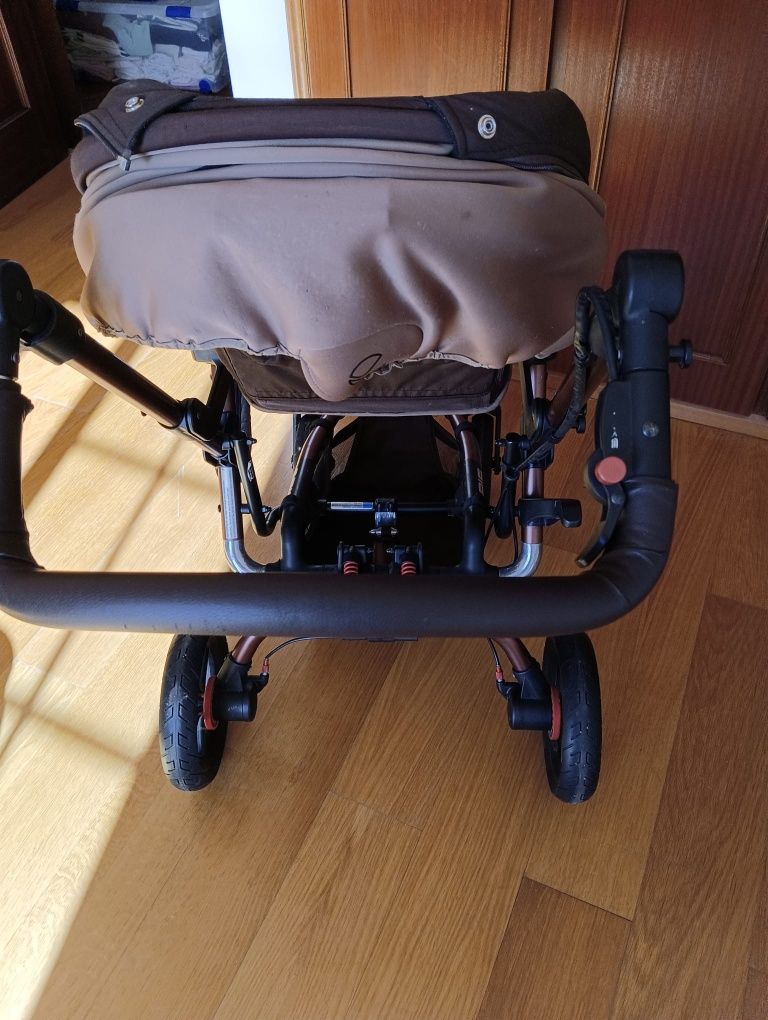Carrinho de passeio Jané