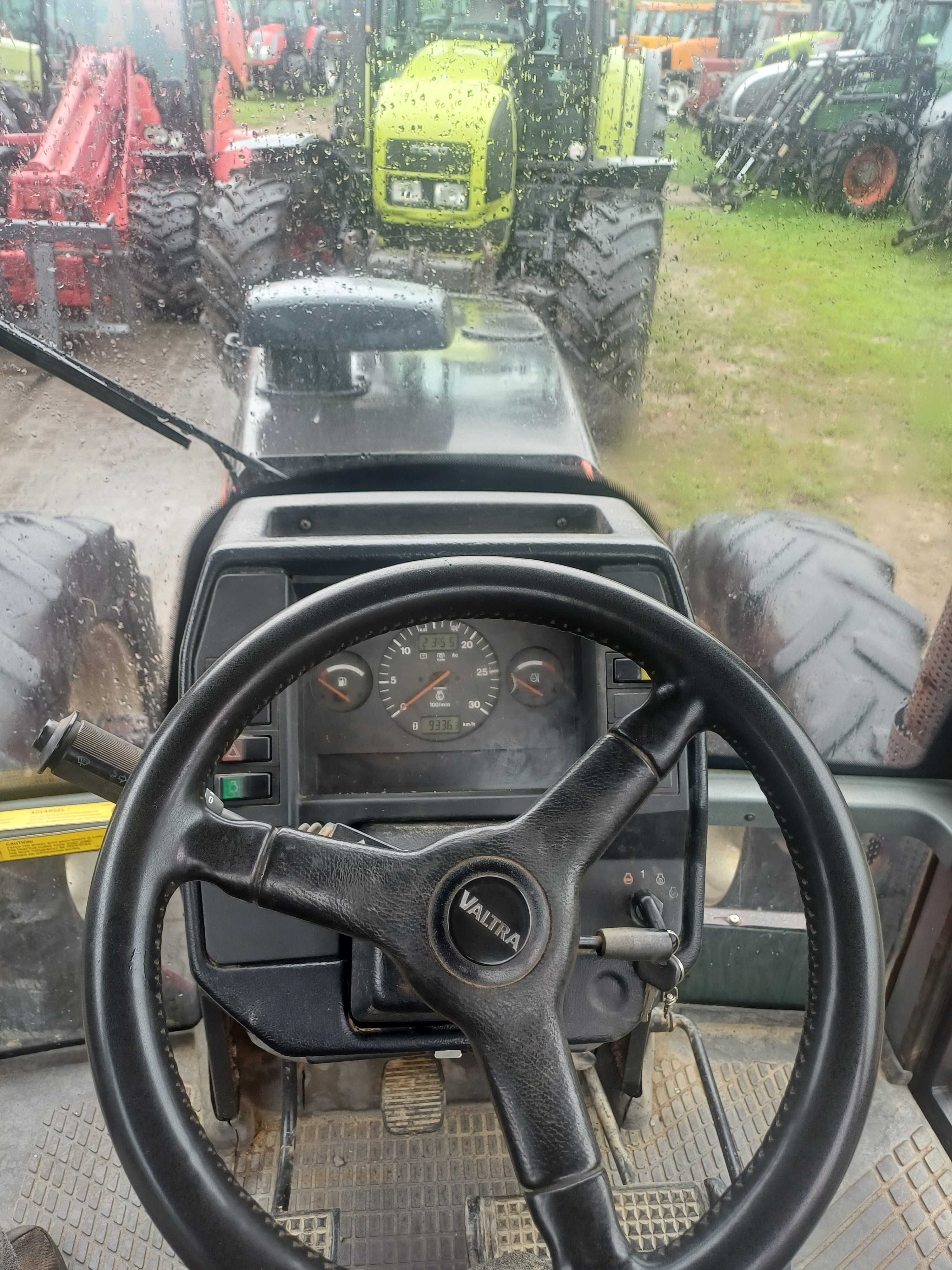 Valtra Valmet 8050
