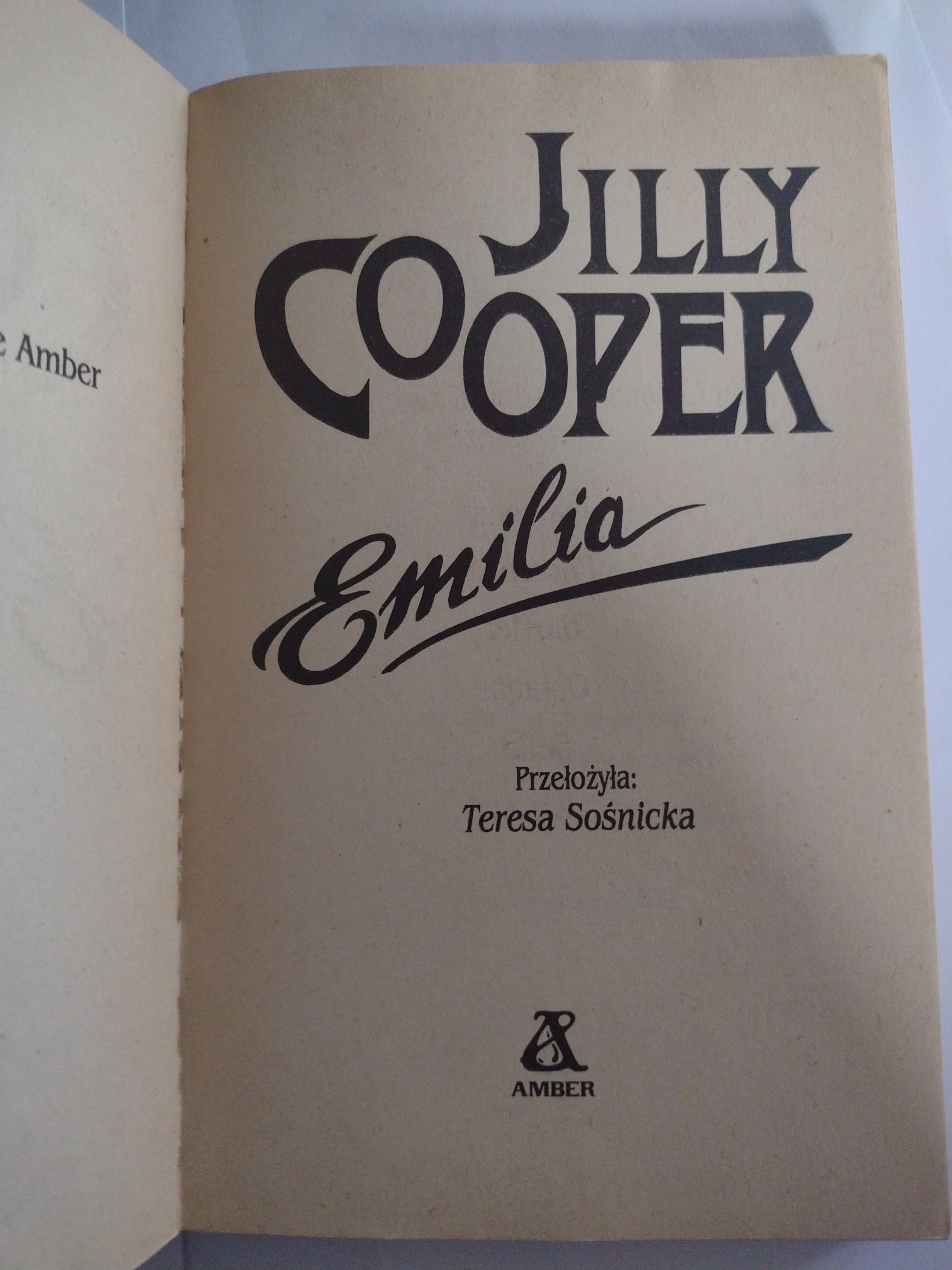 Jilly Cooper Emilia