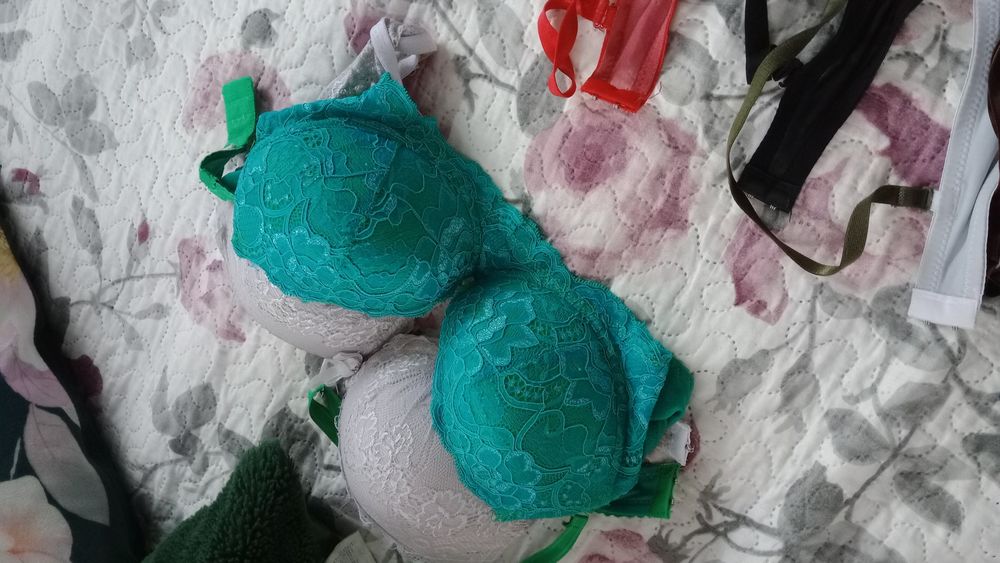 Biustonosze 75b 80b zestaw push up