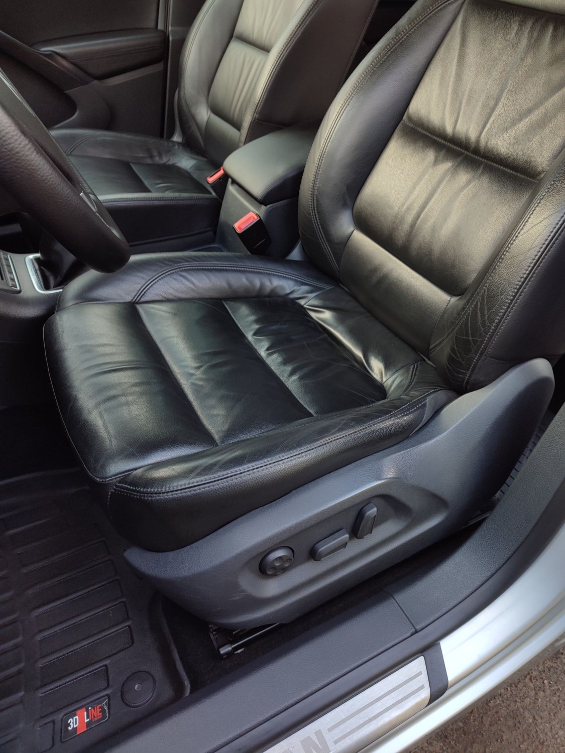 Volkswagen Tiguan 2008  2.0 TDI 4motion