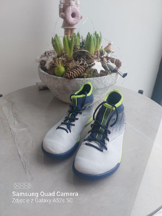 Buty halowe Kipsta – r. 31