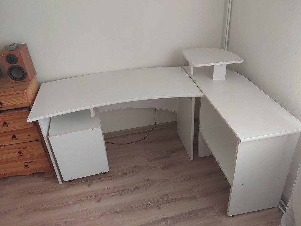 Biurko komputerowe  używane