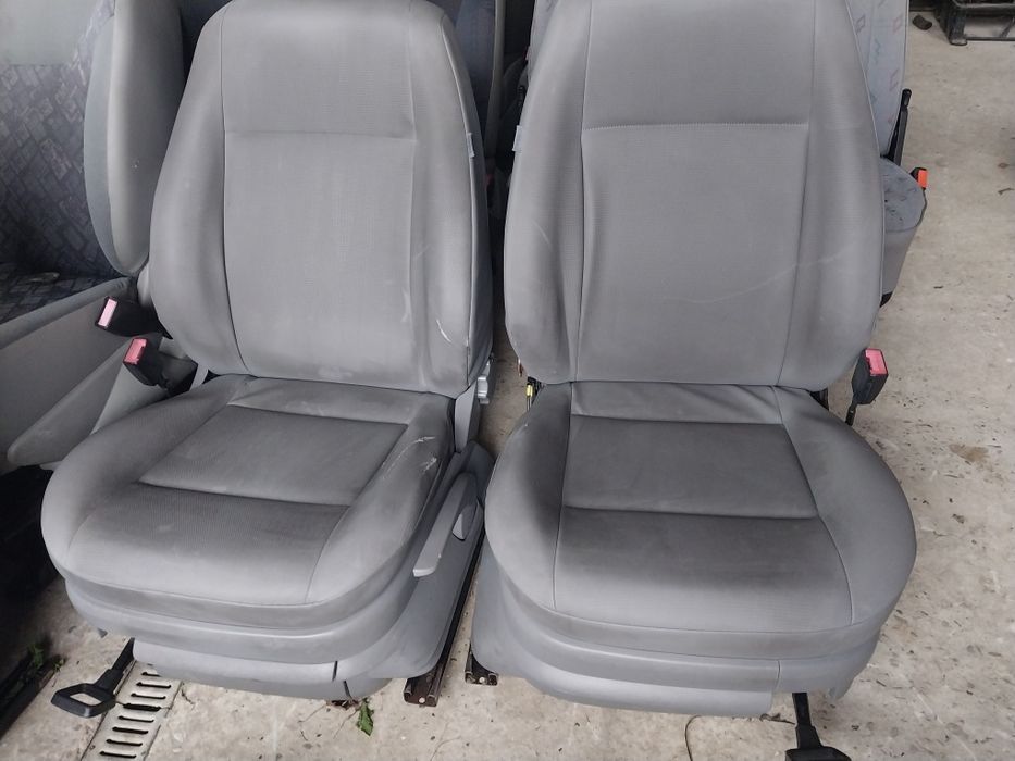 Сидіння крісла Фольцваген Caddi