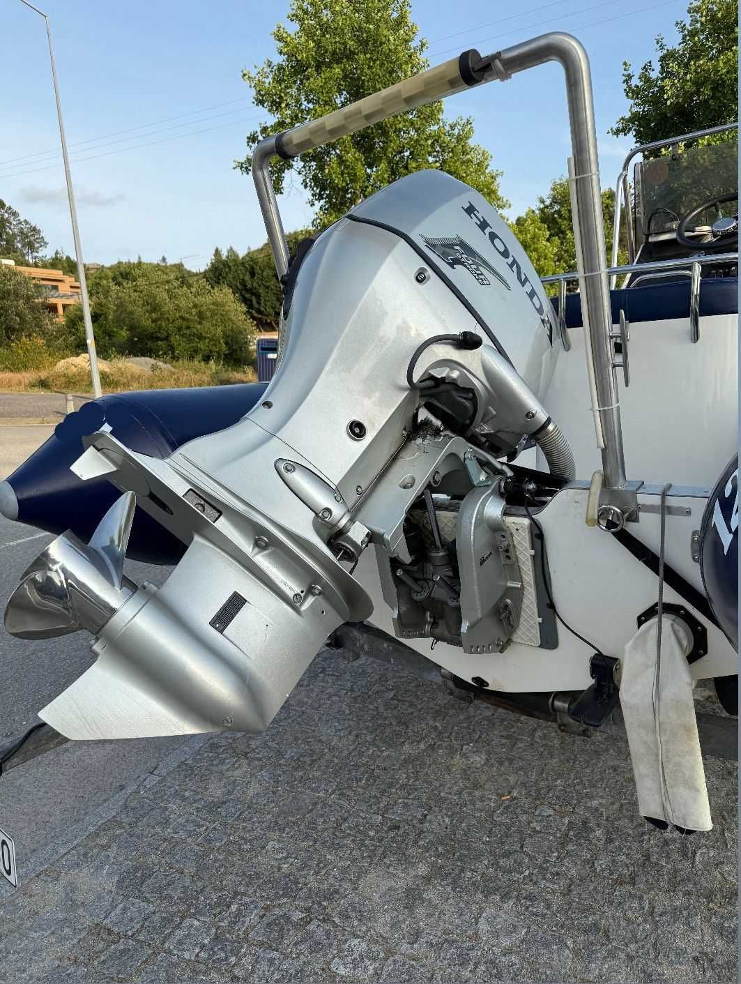 Barco Semi-Rigido Avon 5,60