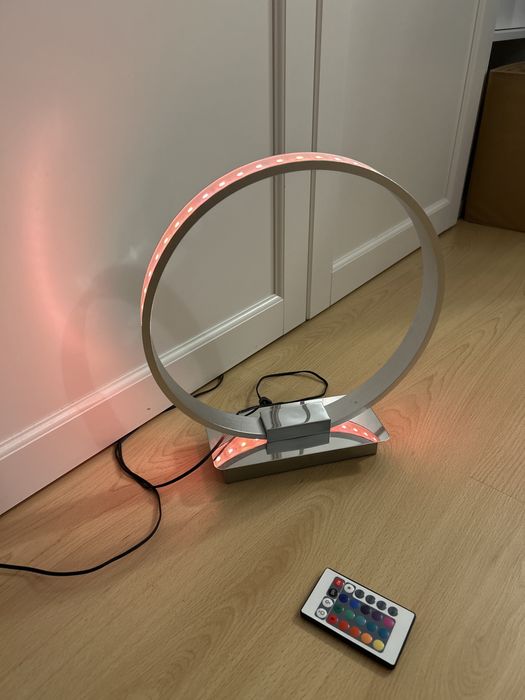 Lampka nocka na pilota