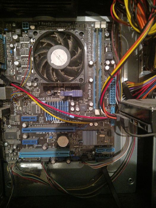 Продам материнскую плату asus m5a78l-m Іх