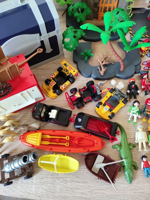 +200 Peças Lote Variado Playmobil anos 2000